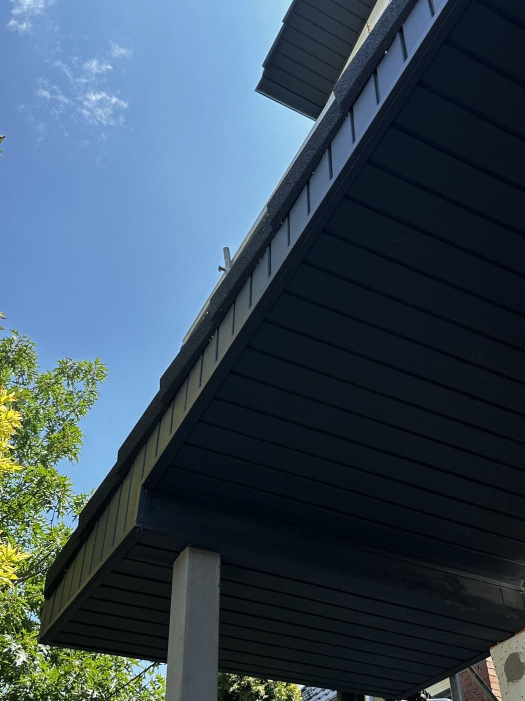 Soffit metalic Imperlux montat — lucrare reală 2