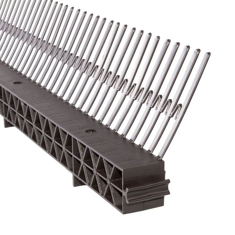 Banda ventilare streașină cu mustață