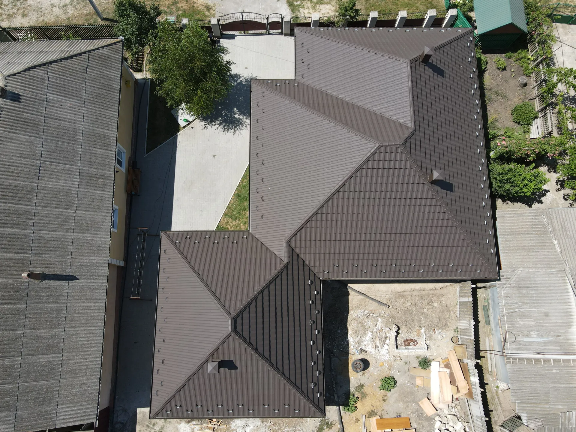 Casă cu Bavaria Maro, Strășeni — 360m² — înainte